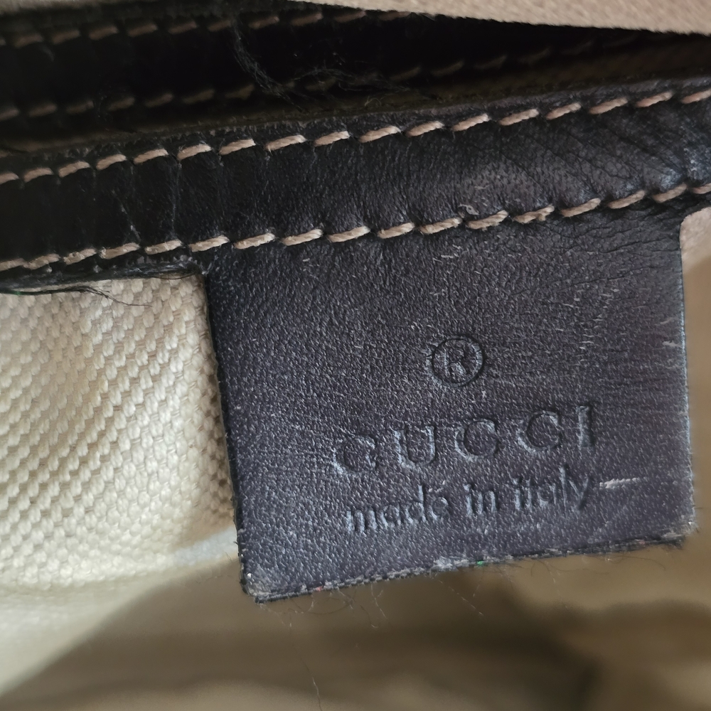 GUCCI GG Brown Supreme Monogram Coated Canvas Small Messenger Bag - Picture 7 of 10